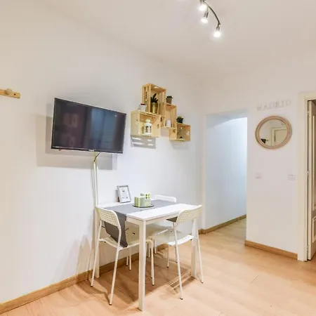 Acogedor Piso Madrid Centro Apartment Exterior photo